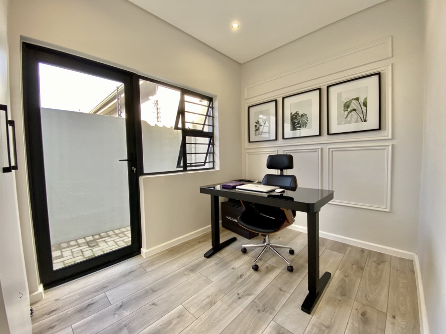 To Let 3 Bedroom Property for Rent in Sandown Western Cape